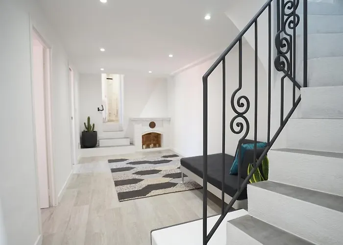 Le Bastion Hotel Menton